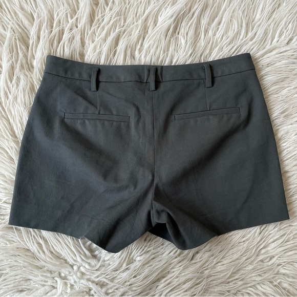 Theory Kasim Checklist Light Gray Stretch Cotton Shorts E0104218 EUC Size 2 - Picture 2 of 8